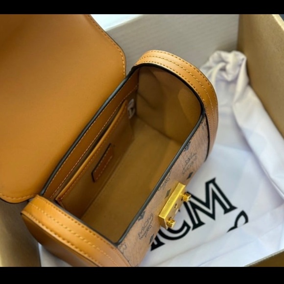 MCM Tracy Satchel Small Visetos Cognac - Picture 4 of 7